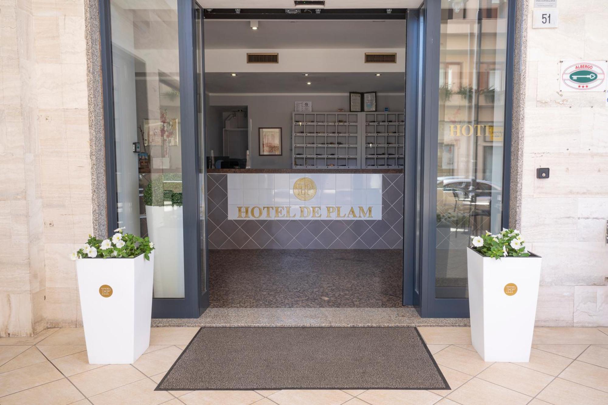 Hotel De Plam Olbia Esterno foto