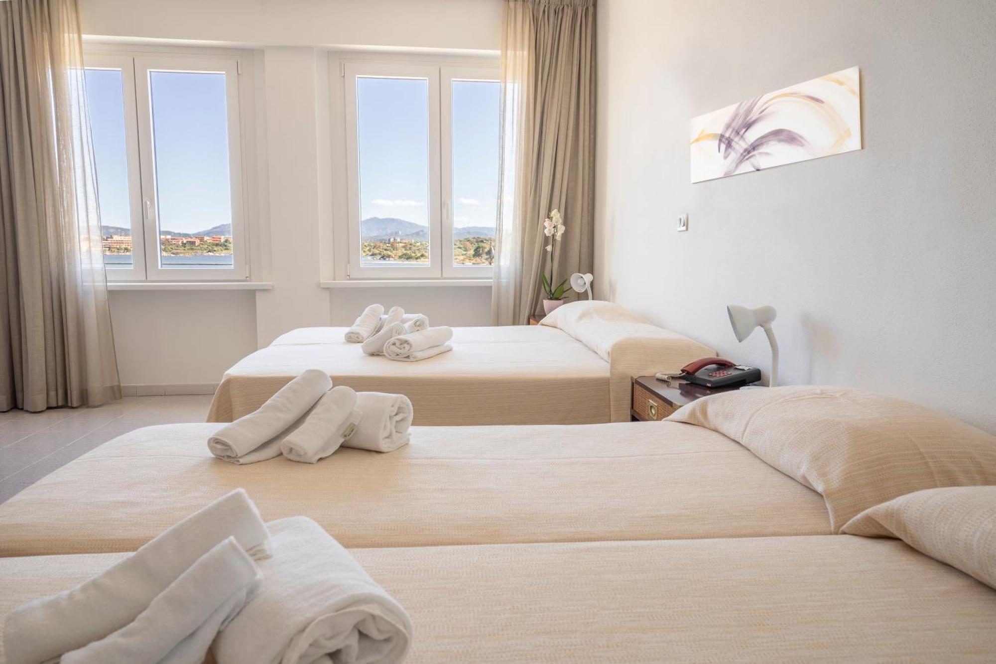 Hotel De Plam Olbia Esterno foto